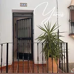 Yanes فندق مبيت وإفطار