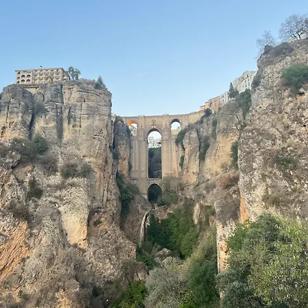 Yanes Bed and Breakfast *