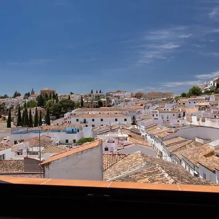 Yanes Bed and Breakfast *