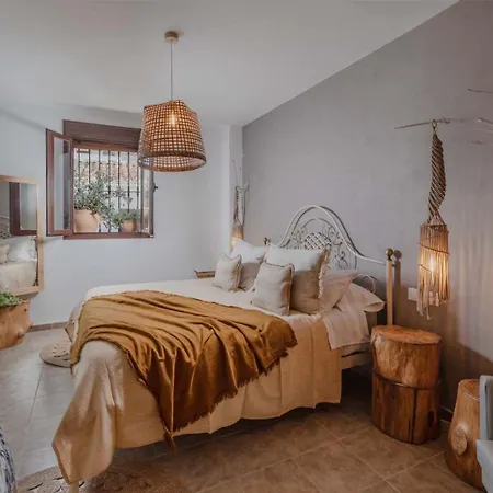 Yanes Bed and Breakfast