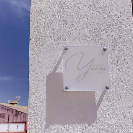 Yanes Bed and Breakfast