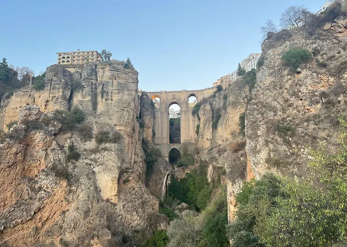 Yanes לינה וארוחת בוקר *