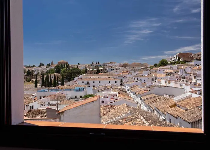 Yanes לינה וארוחת בוקר *