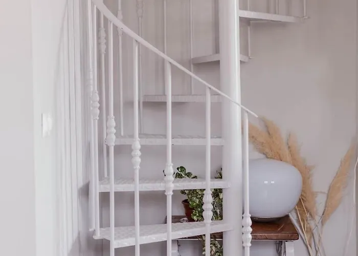 Yanes לינה וארוחת בוקר *